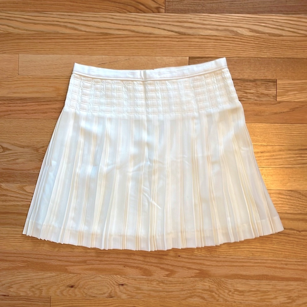 J Crew Pleated Crepe Mini Skirt in Cream size 6